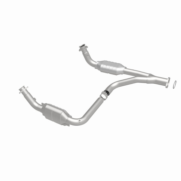 MagnaFlow Conv DF 07-09 Chevrolet/GMC Silverado/Sierra 2500 HD 6.0L Y-Pipe Assembly excludes Classic