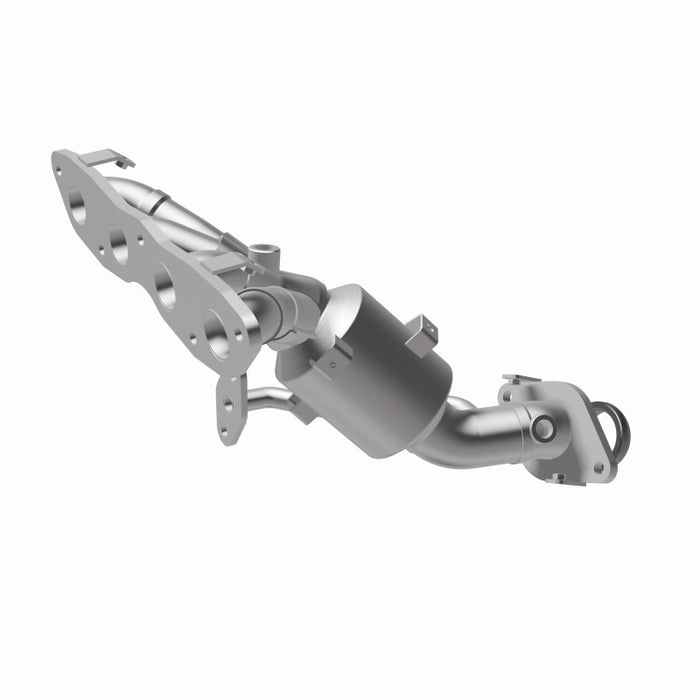 MagnaFlow OEM Grade 12-17 Toyota Prius C Federal / EPA Compliant Manifold Catalytic Converter